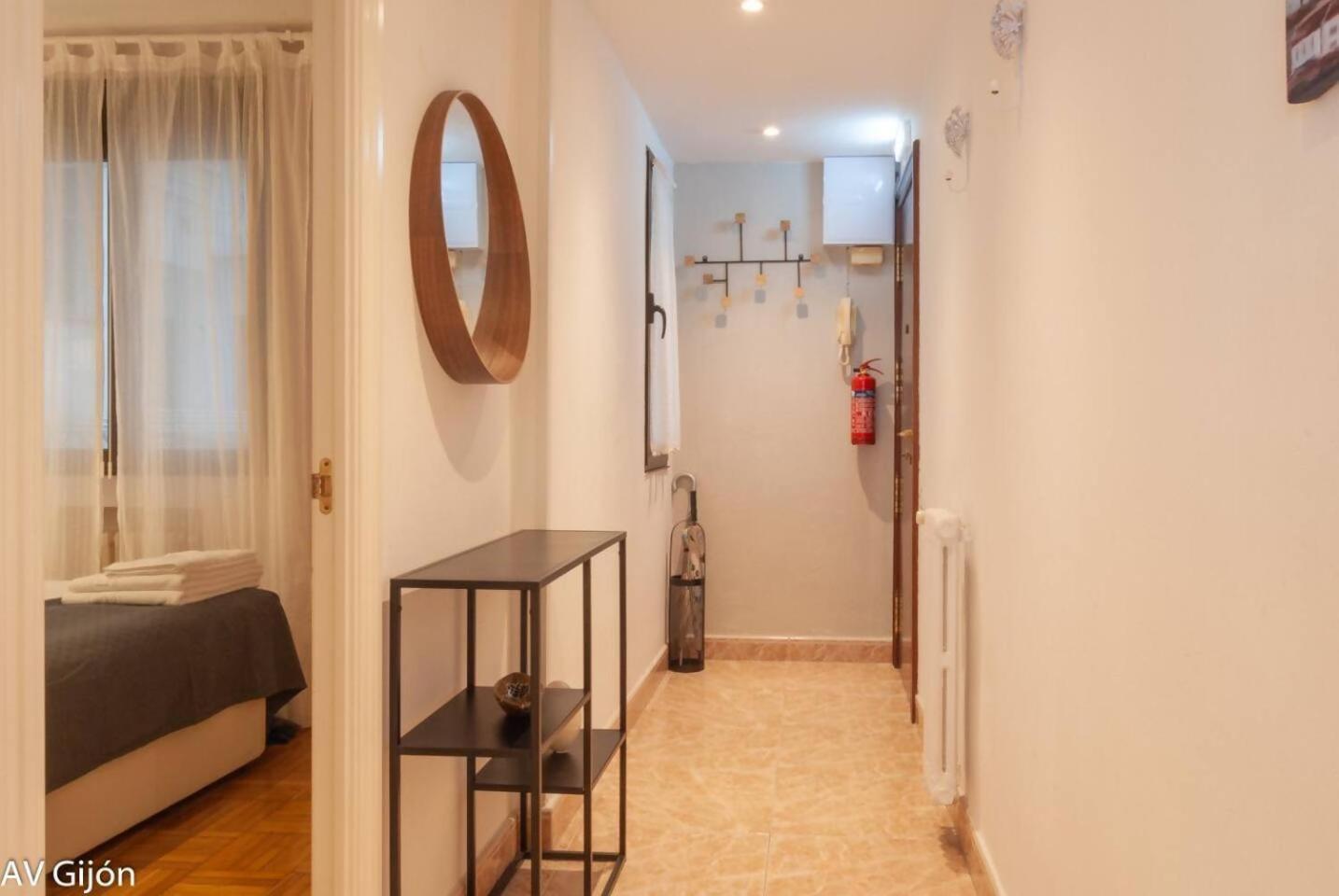 Av Aguado 44 Apartment Gijon Luaran gambar
